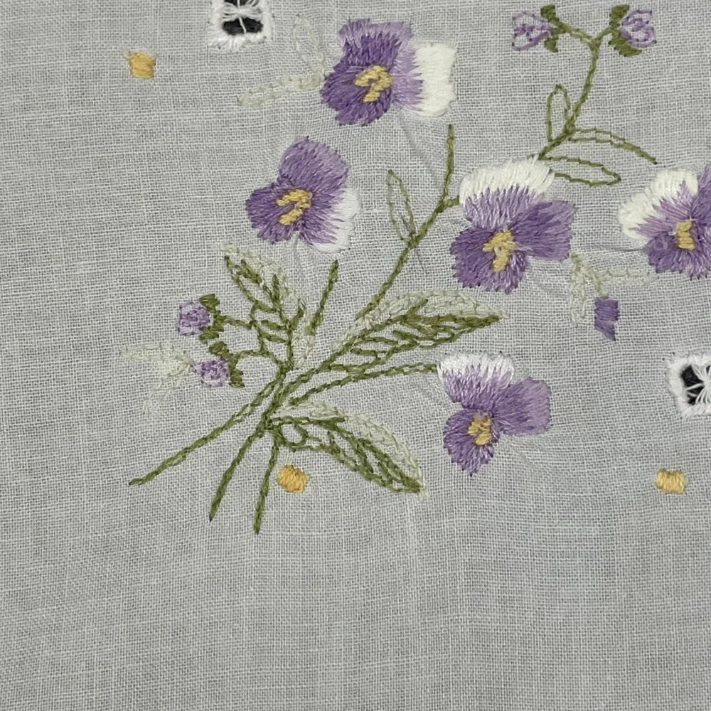 Antique Lace Tablecloth White Purple Floral Embroider Scalloped Table LinenEdge